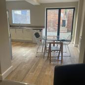 32 Hawthorn Terrace